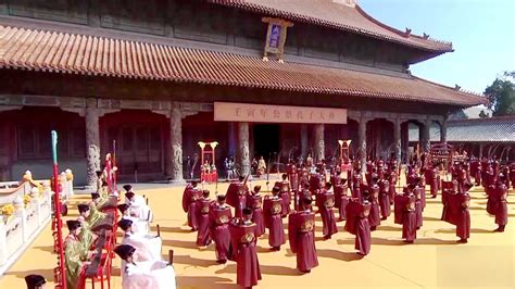 Le Mausolée de Confucius à Langfang: Un monument grandiose pour honorer le sage chinois!